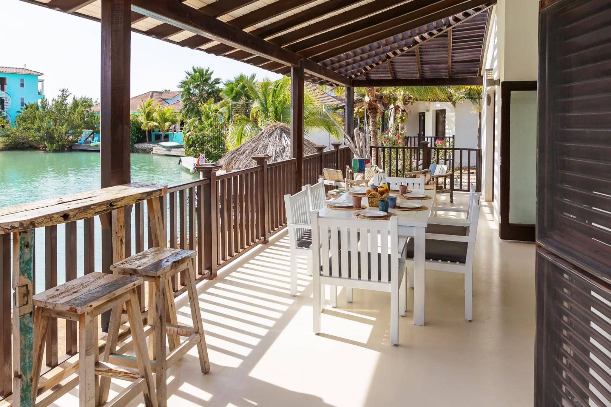 Watervilla Blou Bonaire - Waterlands Village