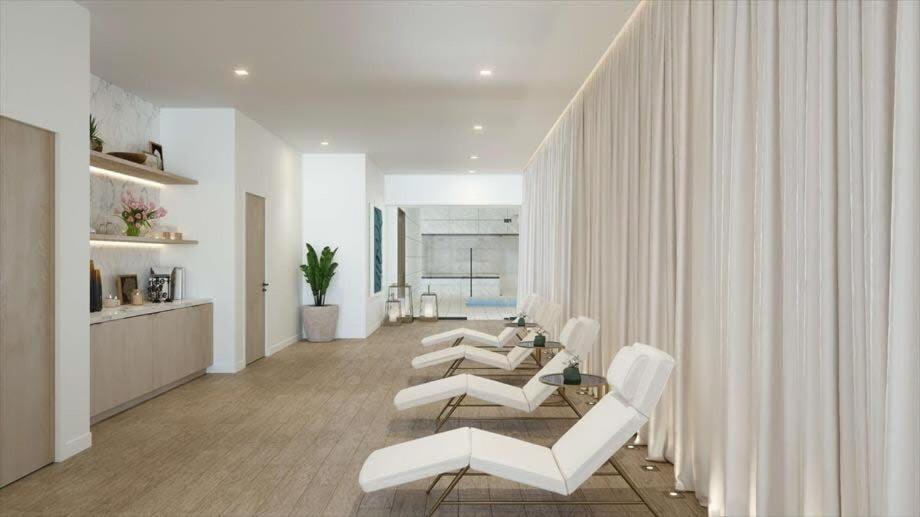 Ocean View 2 BR Downtown 5 minutes from Miami Beach