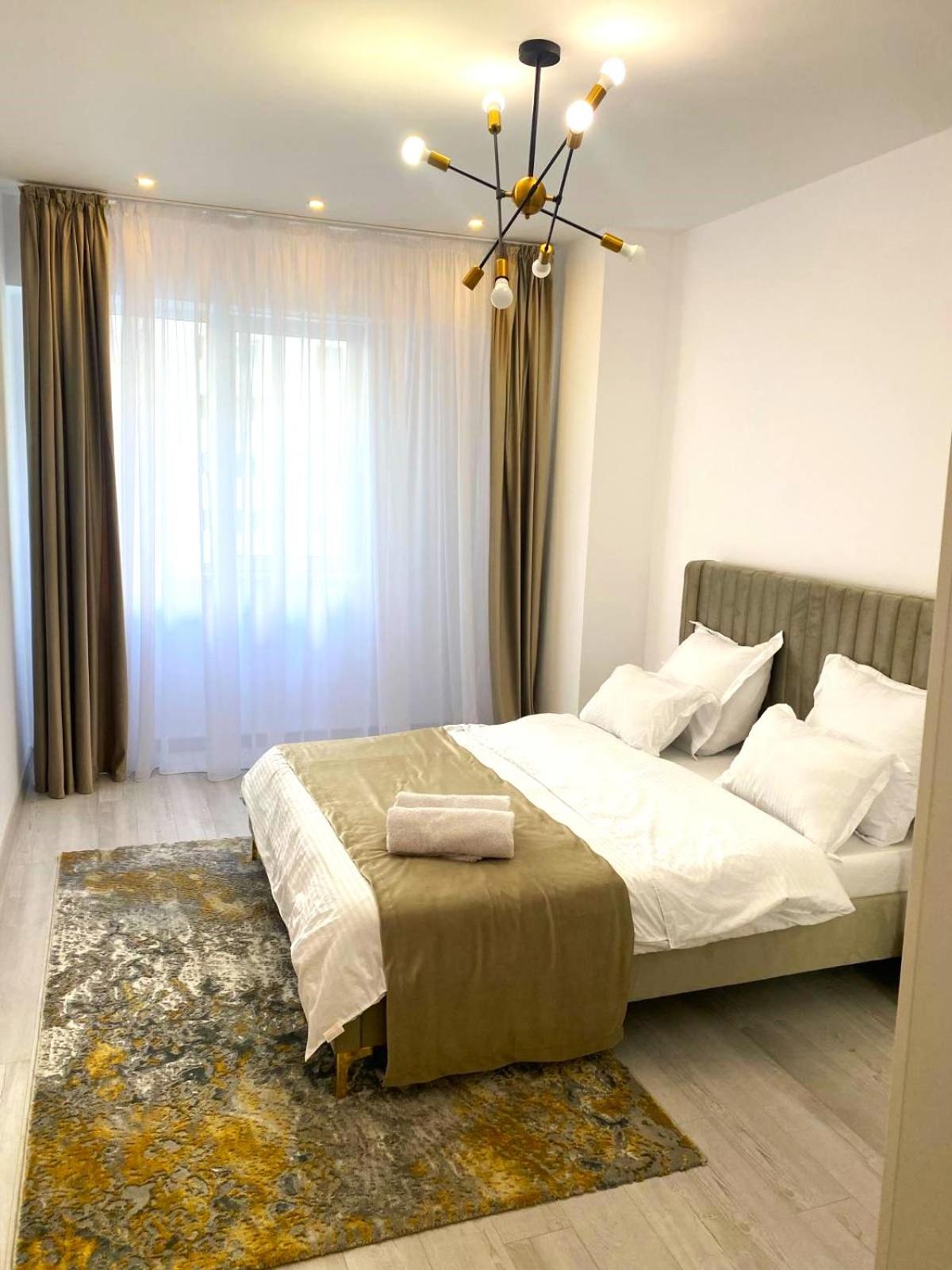 YamaLuxe Apartments - Heart & Soul With Lovely Colours view 5