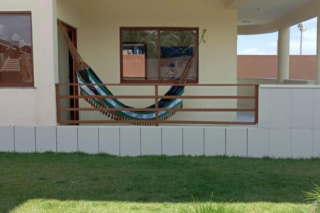 Apartamento à beira-mar. Beachfront apartment