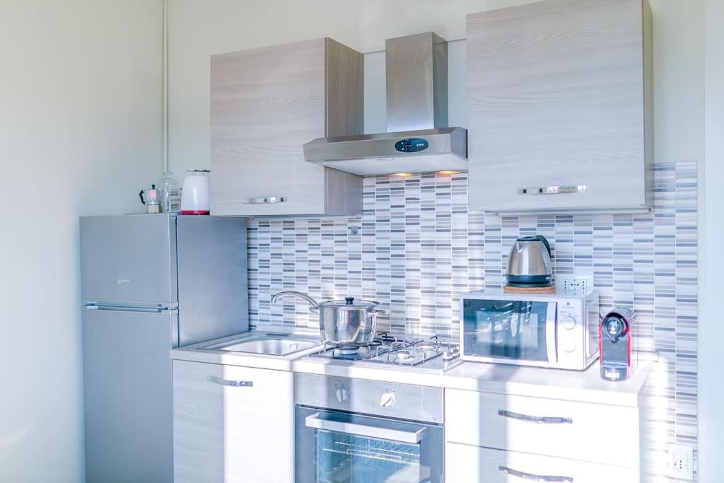 [Navigli - Downtown - Duomo] Spacious Two Bedroom Apartment - Close to Metro - AC - Wi-Fi