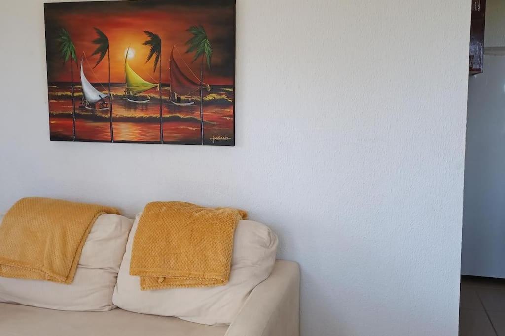 Apartamento à beira-mar. Beachfront apartment