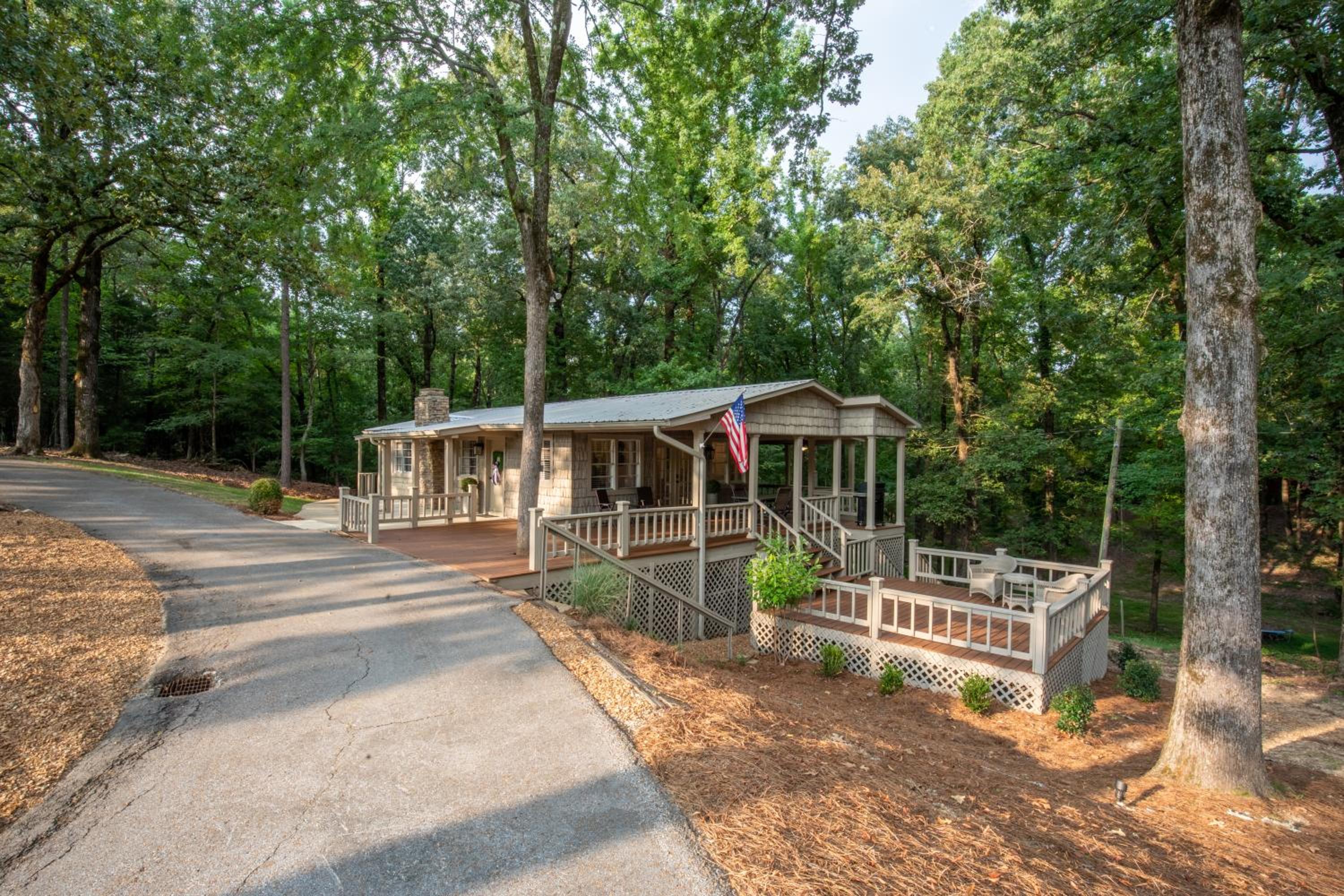 Oxford Vacations - Oxford Hillside Hideaway - Property Image 1