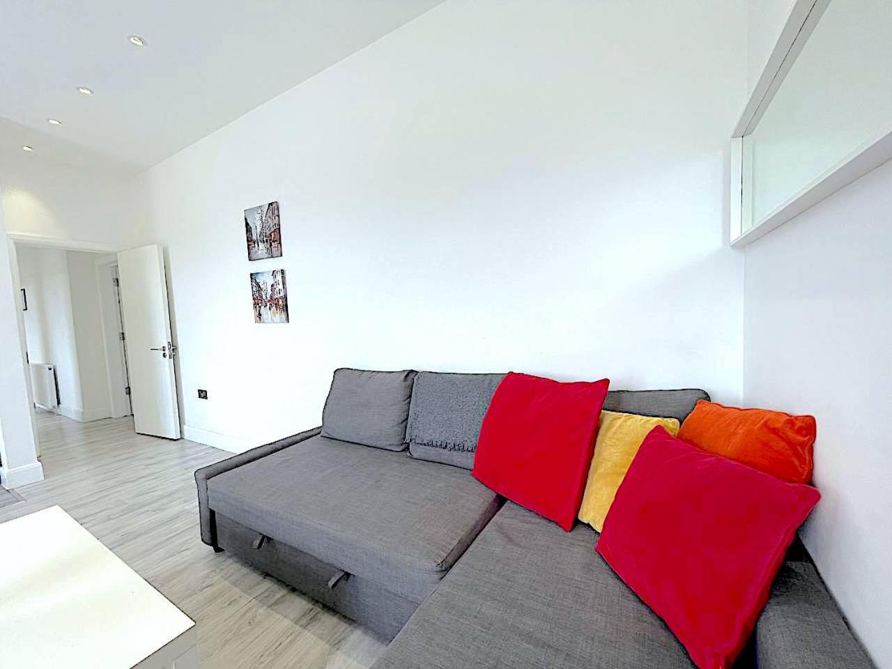 Harrow Apartments