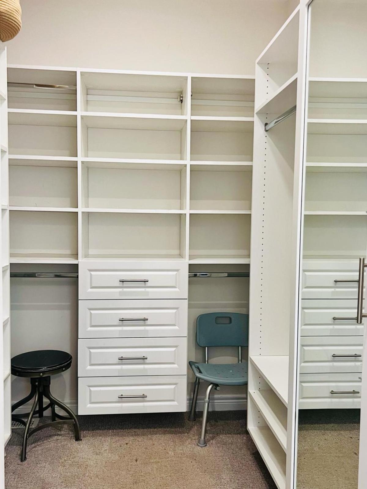 Luxury Oakville Home, Hot Tub, Fireplace, New Home - Property Image 46