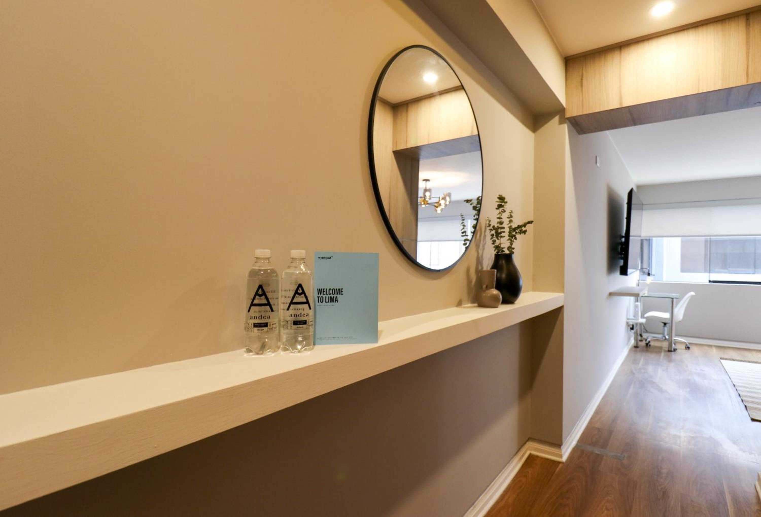 Elegant 1BR in San Isidro view 3