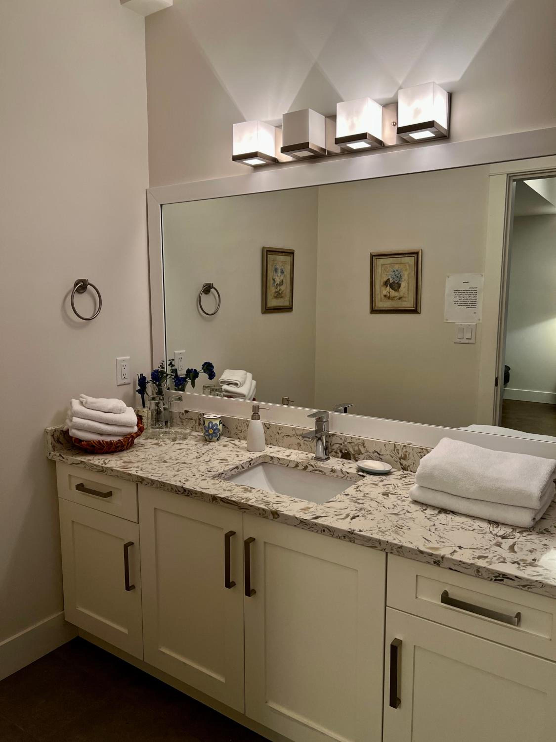 Ocean Melody Vacation Rooms