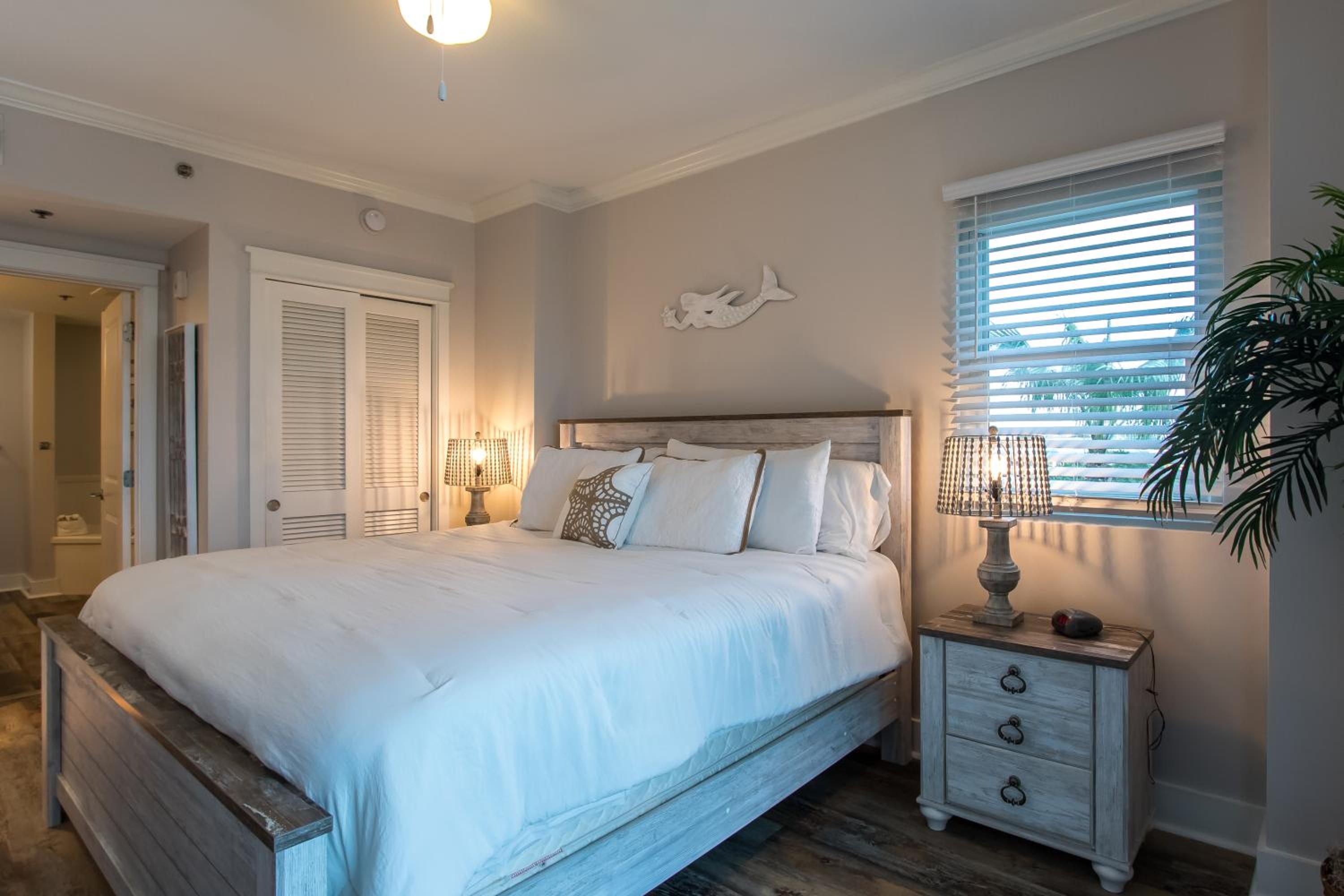 Charming Walk-Out No Elevator Needed! Waterscape A233 view 4