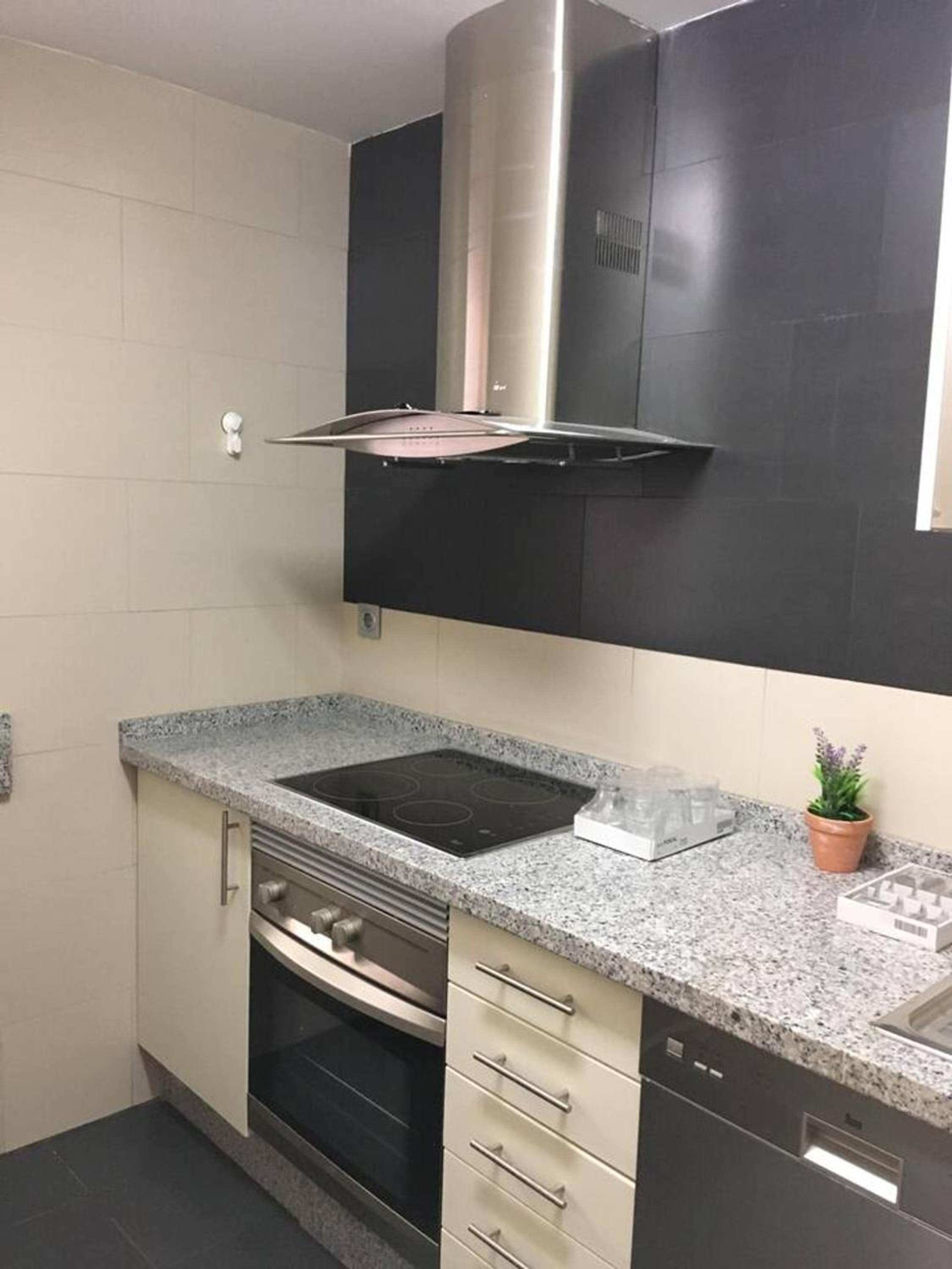 Comfortable apartment in the centre of Malaga 60 m² parking