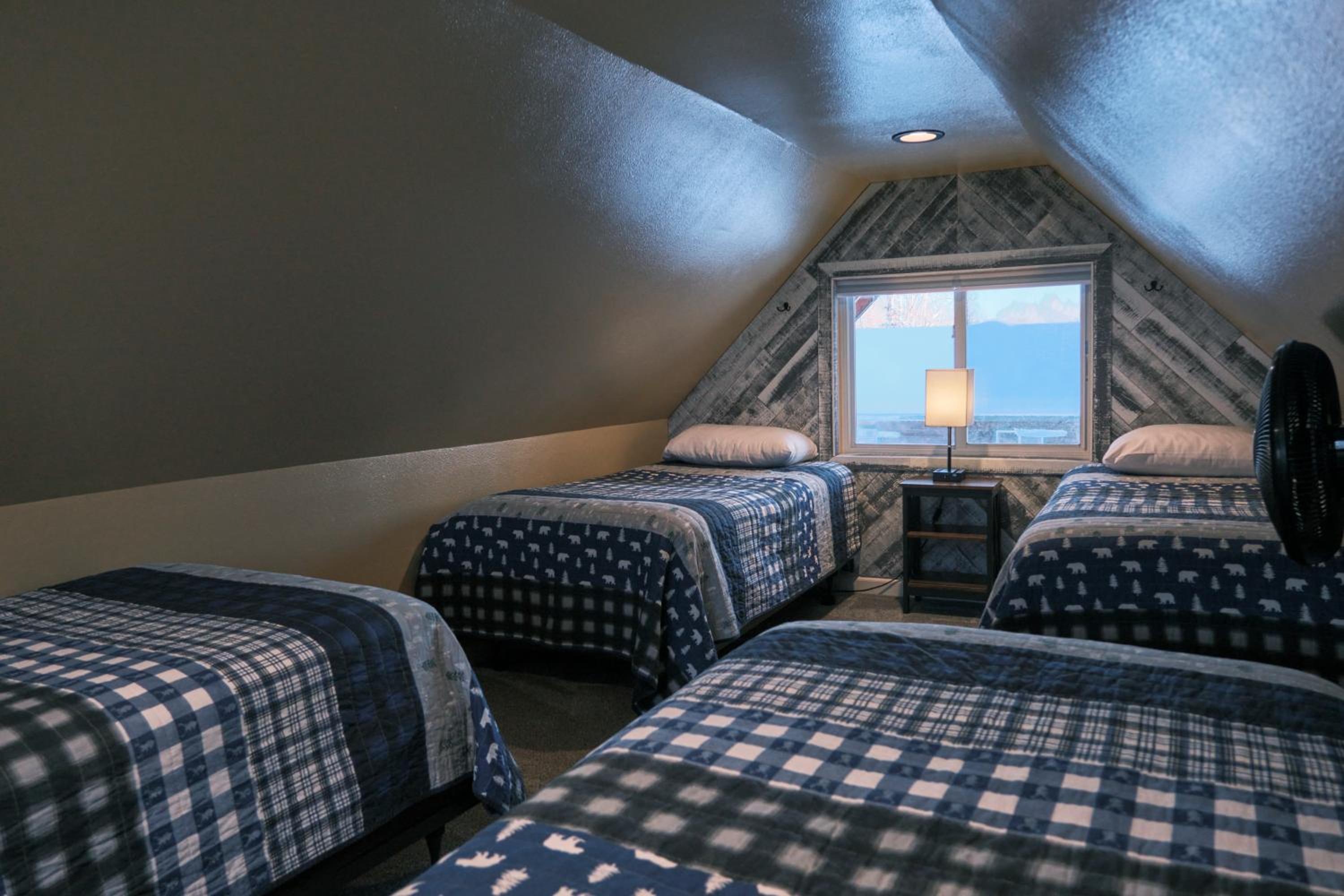 Chinook Wind Cabins
