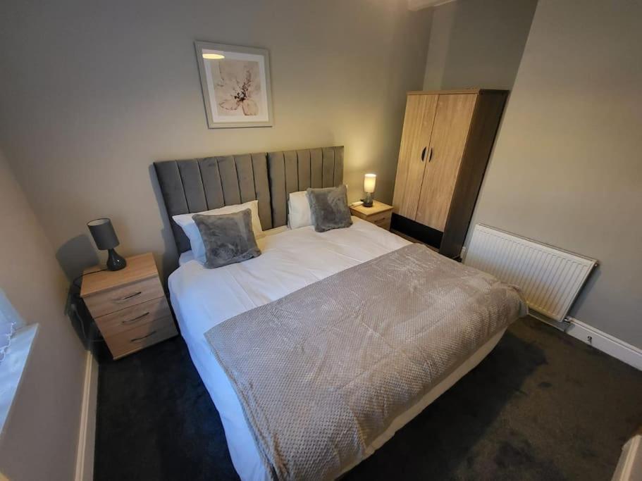3 BDR, close to Manchester City and hospital view 5