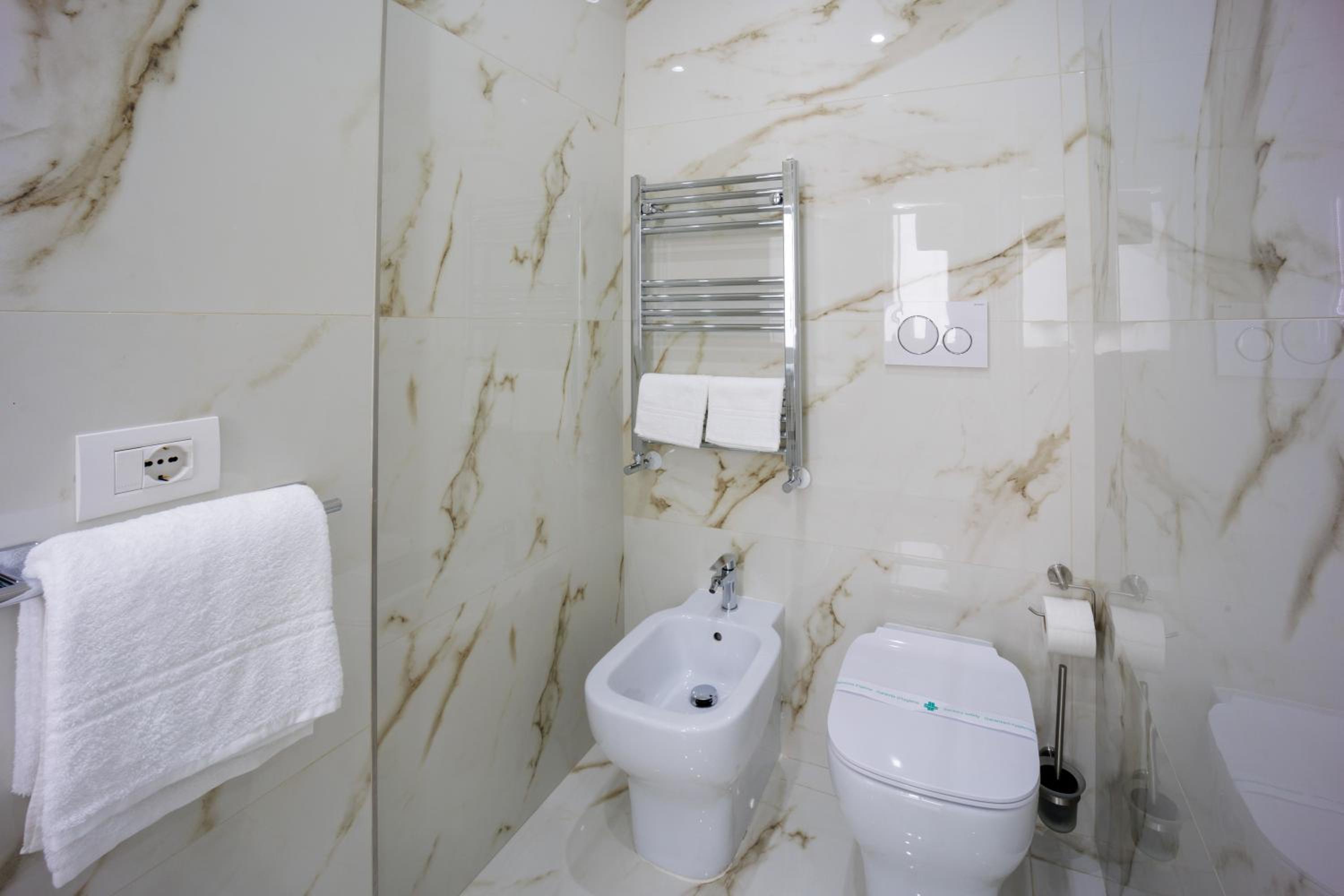 REDDIMUS Guest House
