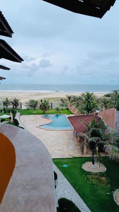 Flat Malua - Apartamento Pé Na Areia Com Vista Mar Taíba-CE