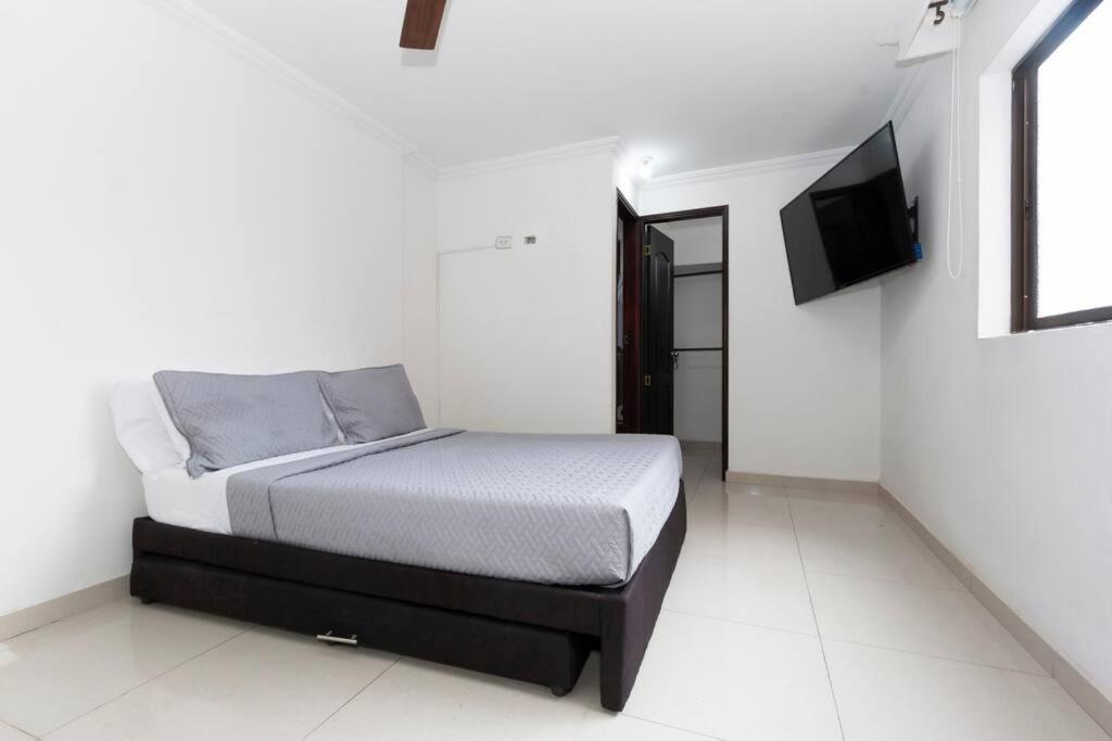 ¡Apartamento HOME LAURELES excelente ubicación!