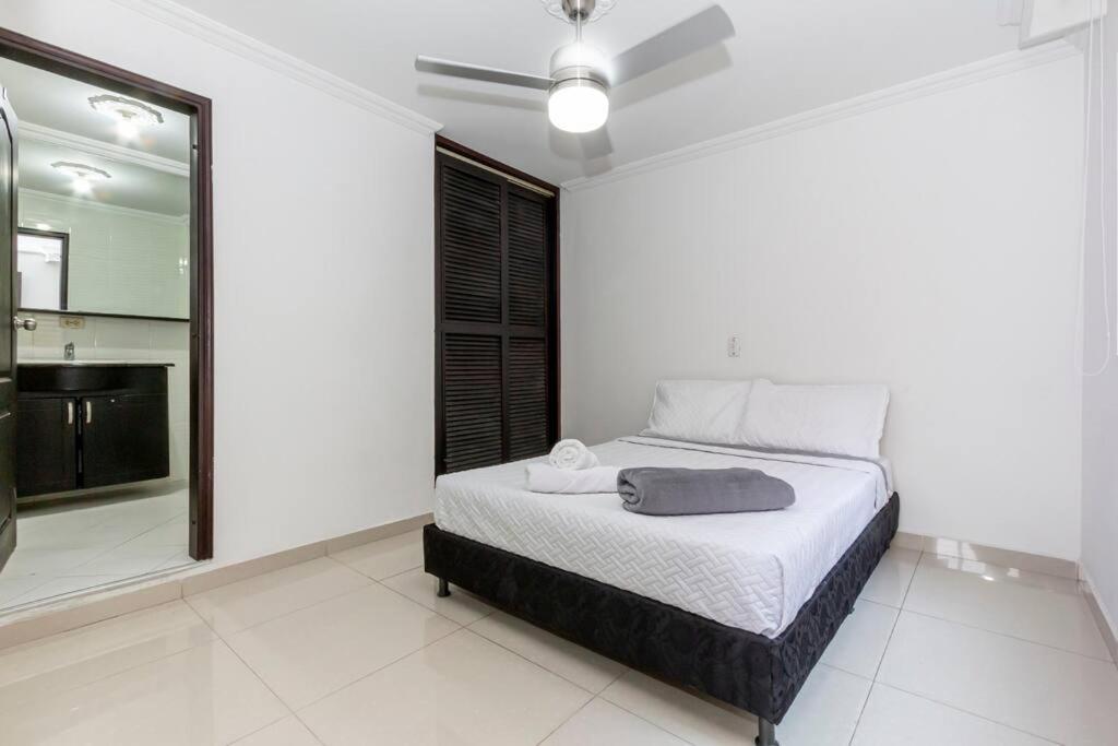¡Apartamento HOME LAURELES excelente ubicación!