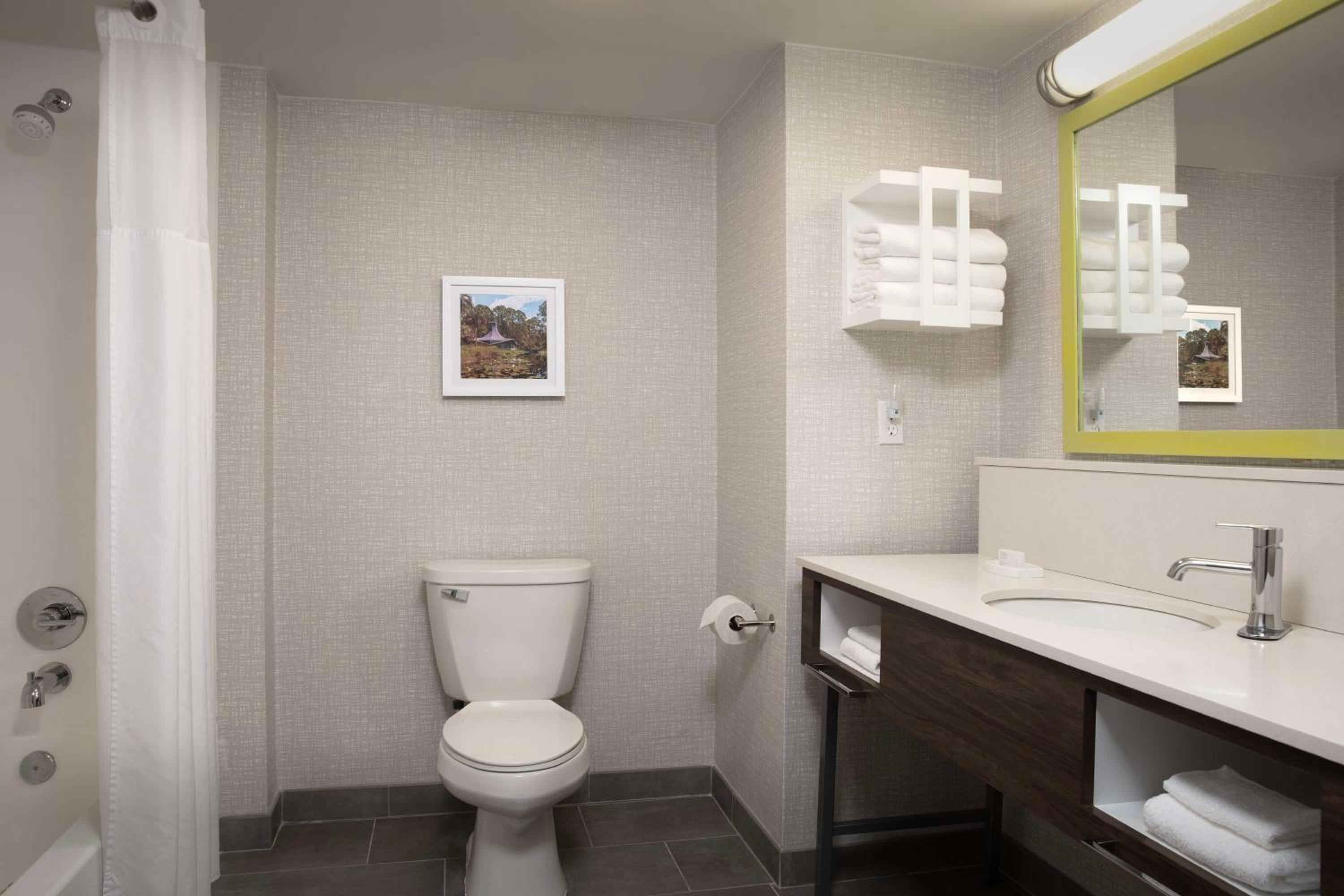 Kingsland Vacations - Hampton Inn Kingsland - Property Image 4