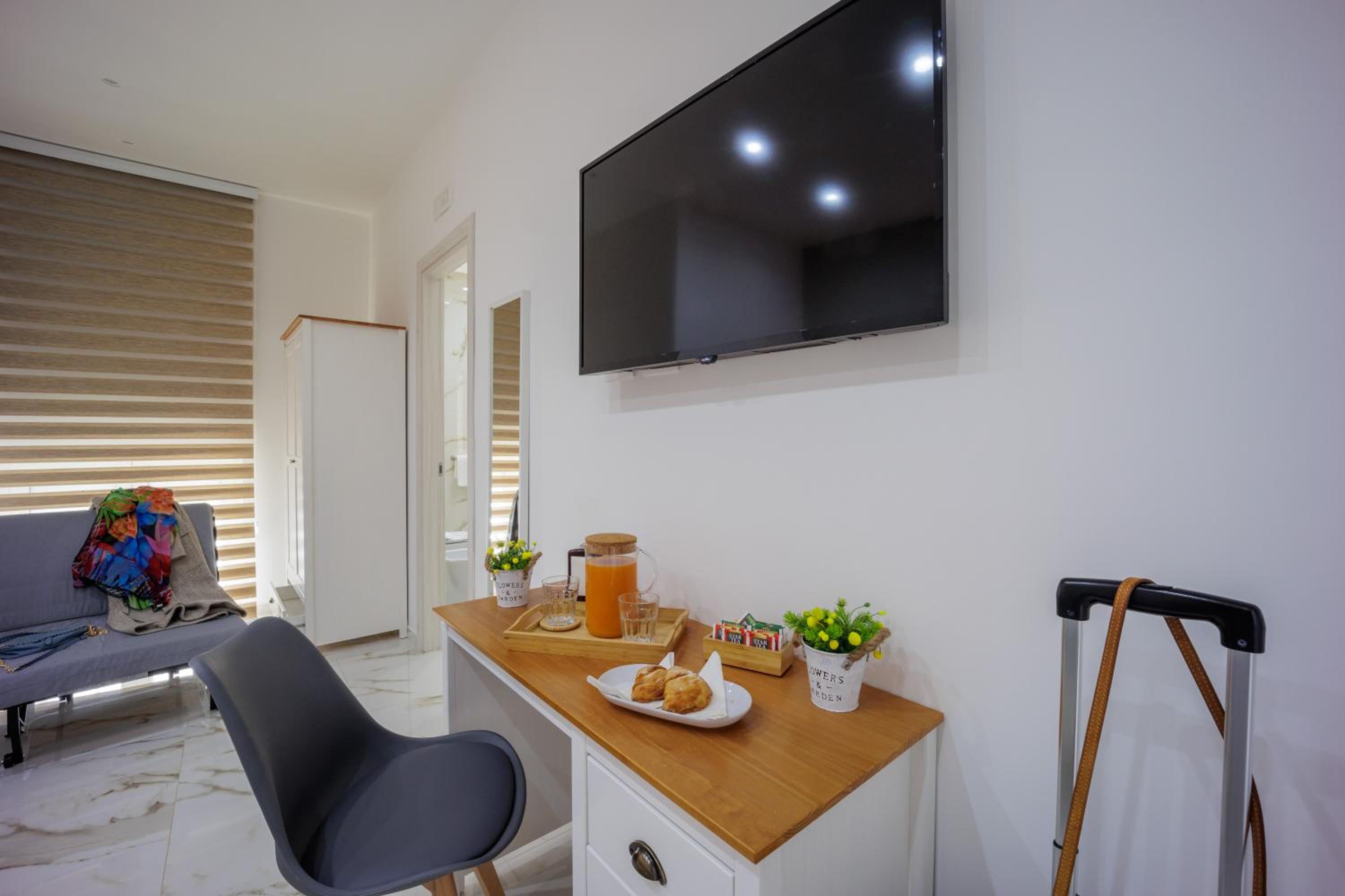 REDDIMUS Guest House