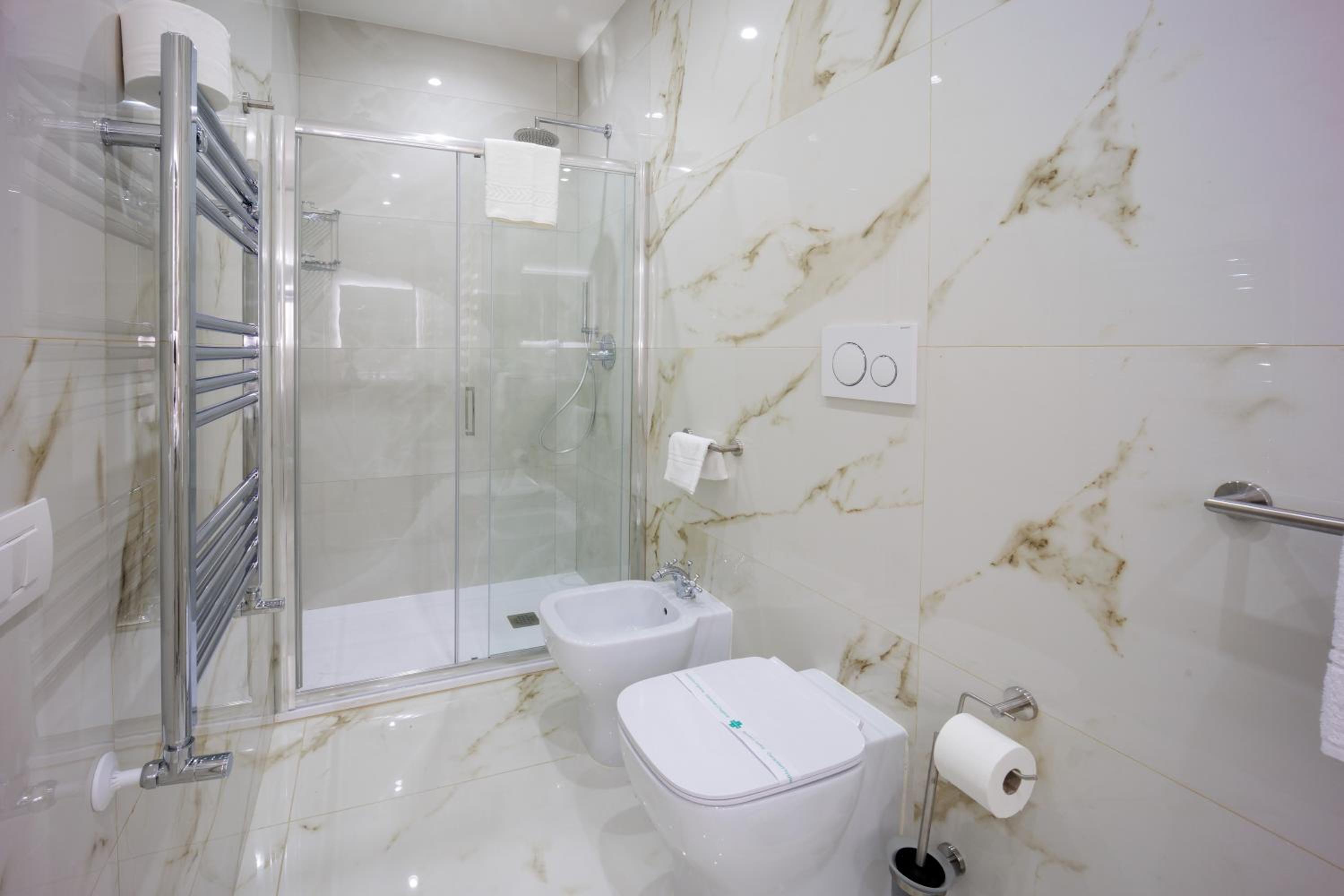 REDDIMUS Guest House