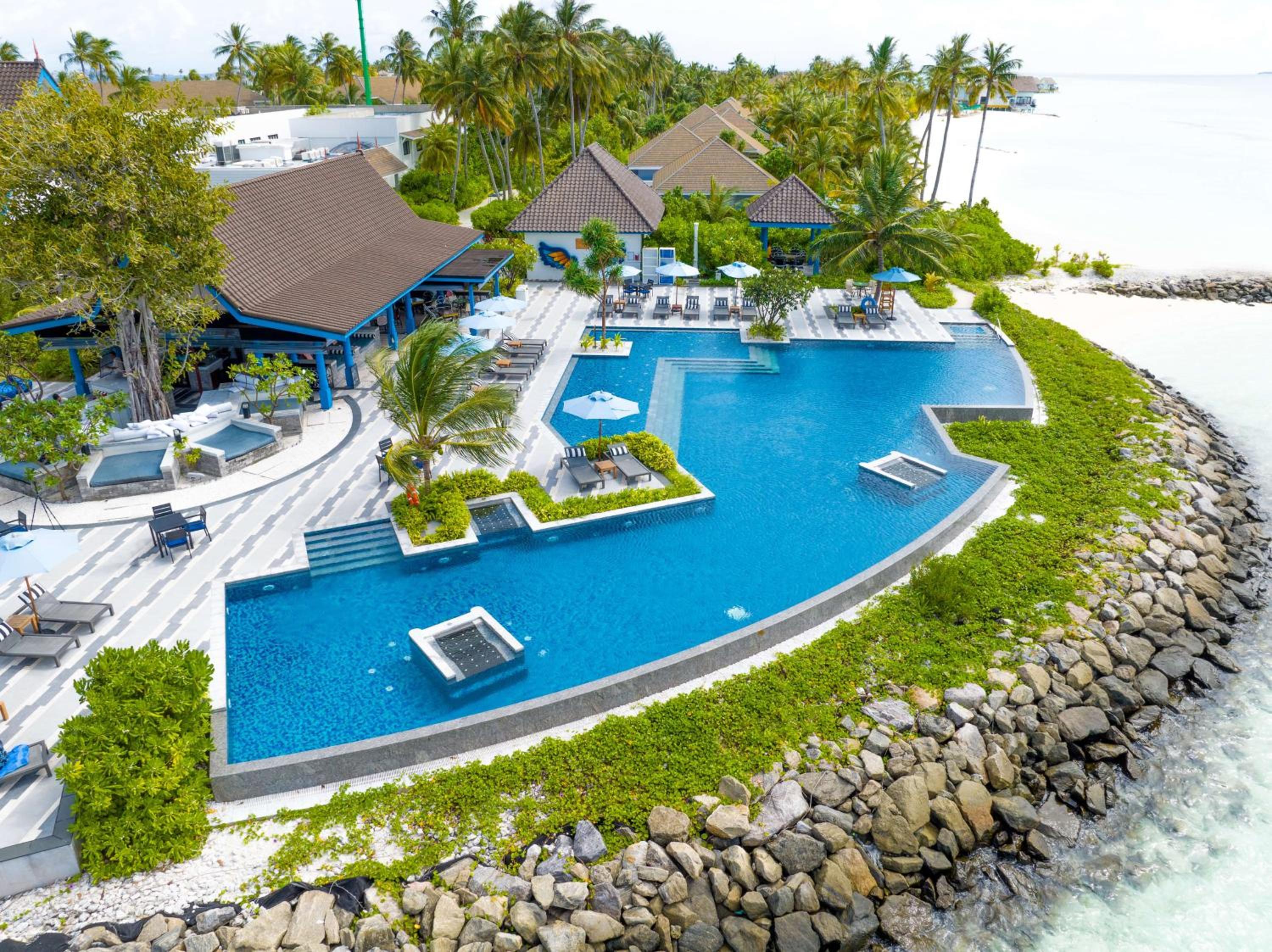 SAii Lagoon Maldives, Curio Collection By Hilton — 14