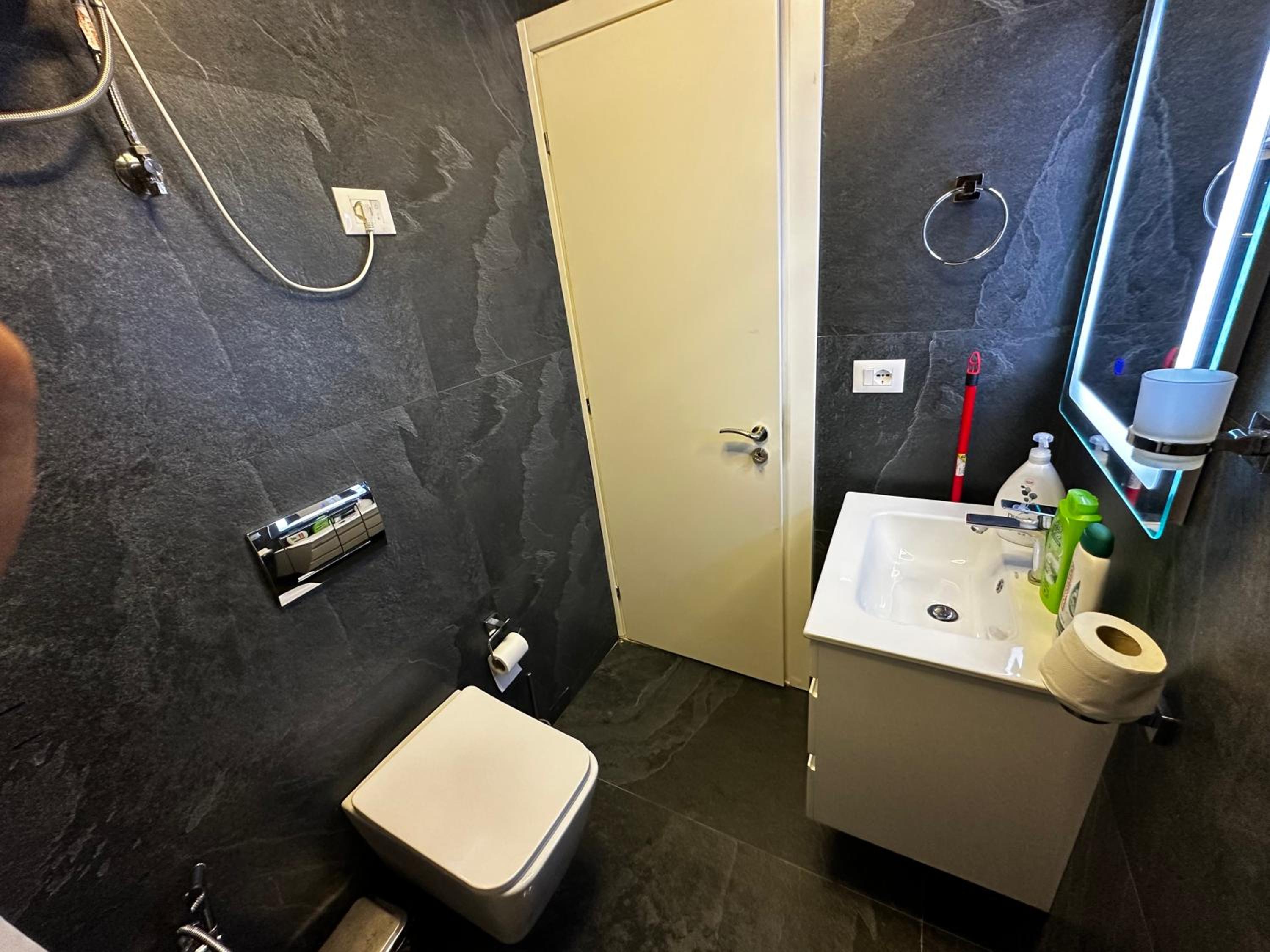 Delux City inn