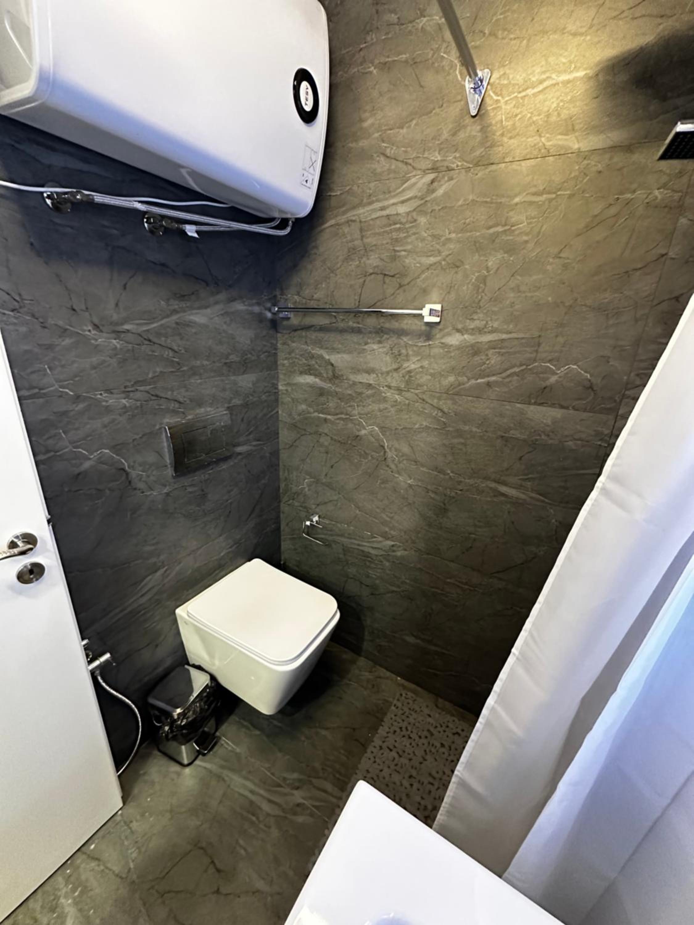 Delux City inn