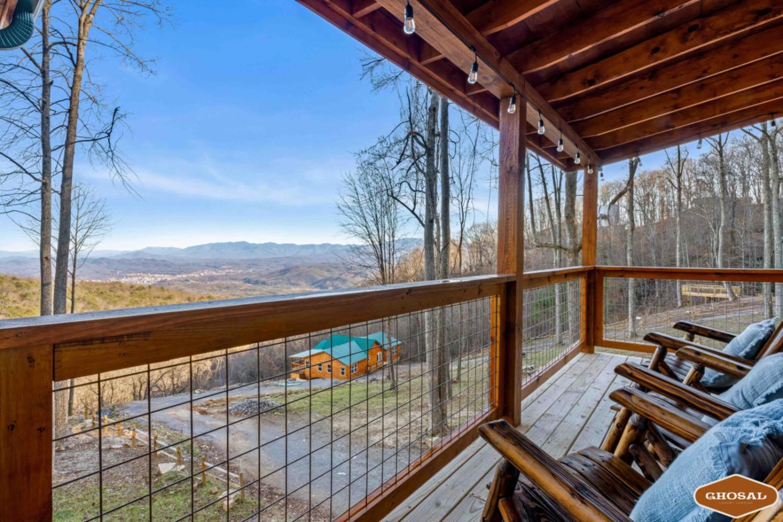 Skyview Serenity by Ghosal Luxury Lodging view 4