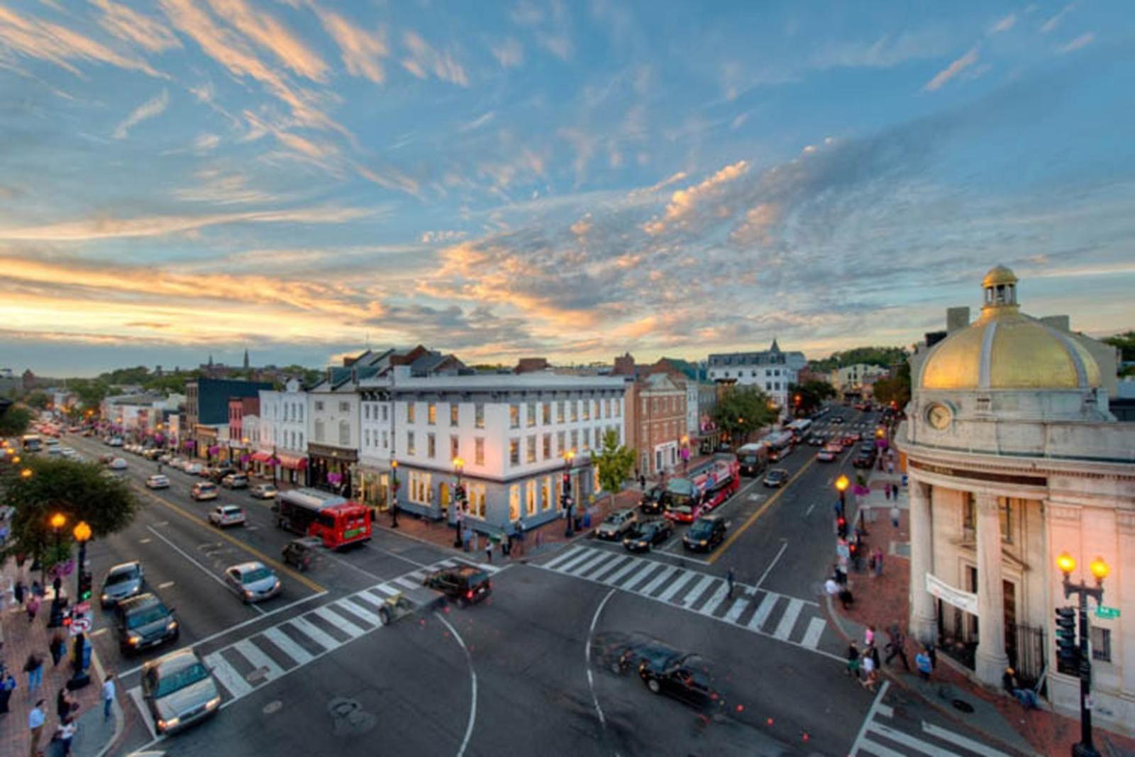 Walk to Georgetown - GWU - Kennedy Center - National Mall - Metro view 5