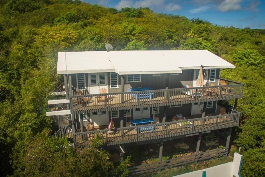 Ocean Front Villa 1 view 4