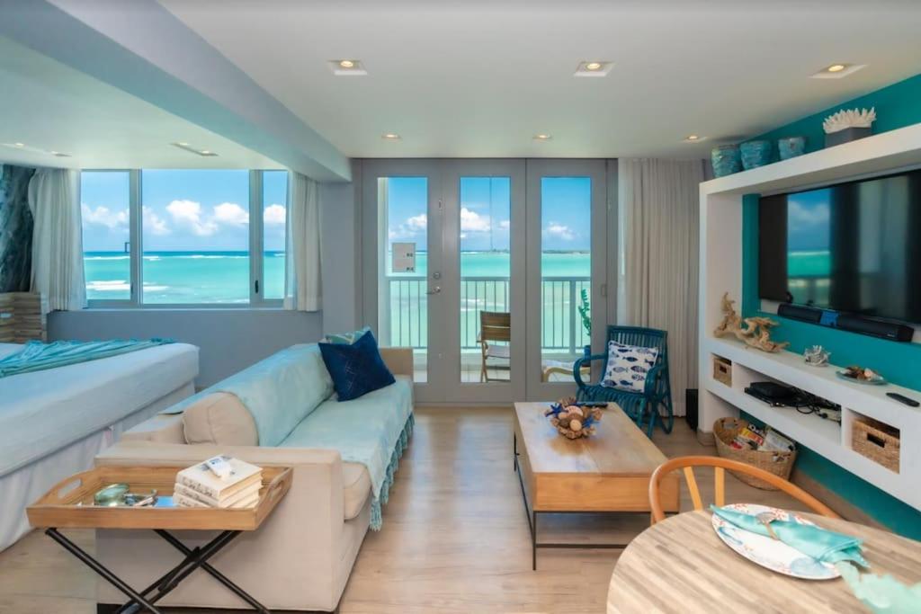 Enchanted Honeymoon Isla Verde Beachfront