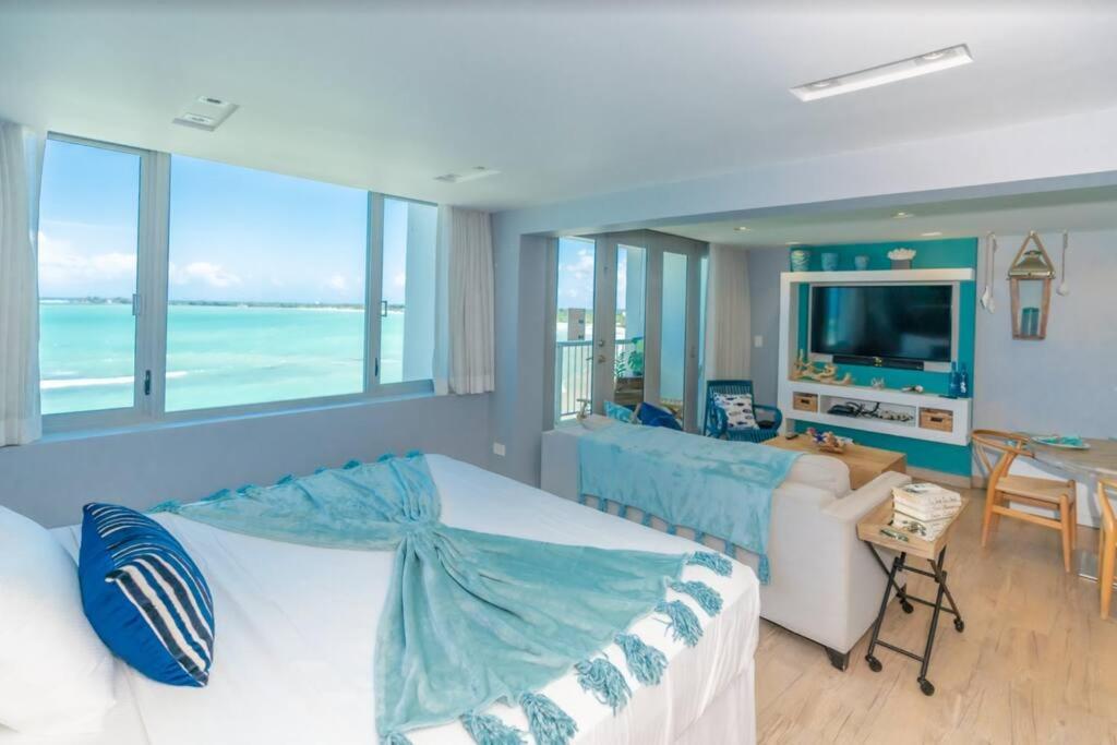 Enchanted Honeymoon Isla Verde Beachfront