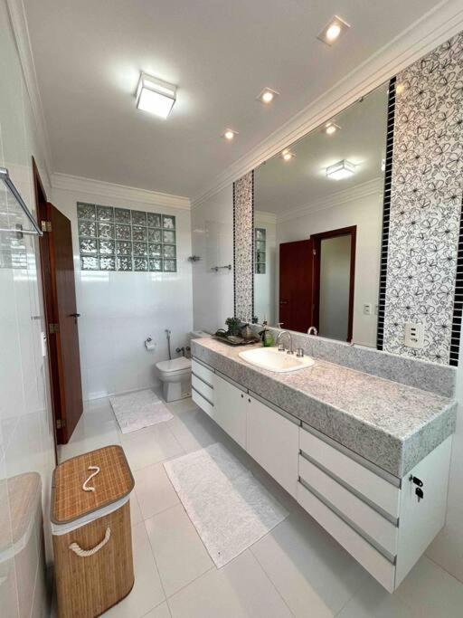 Mansão em Pedra Azul! Exclusividade na região