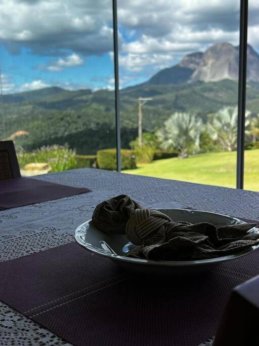 Mansão em Pedra Azul! Exclusividade na região