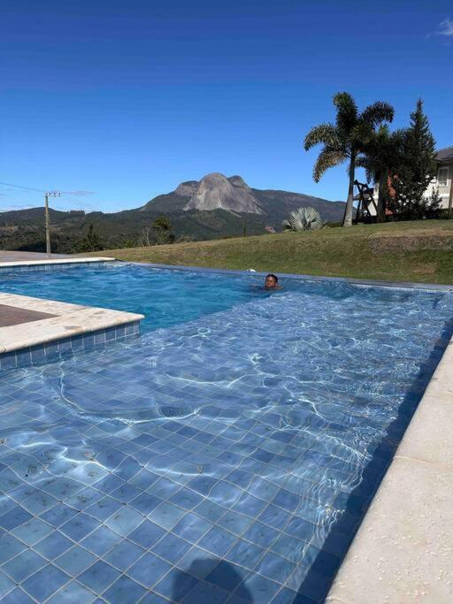 Mansão em Pedra Azul! Exclusividade na região