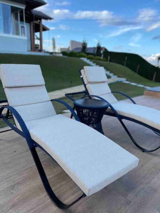 Mansão em Pedra Azul! Exclusividade na região
