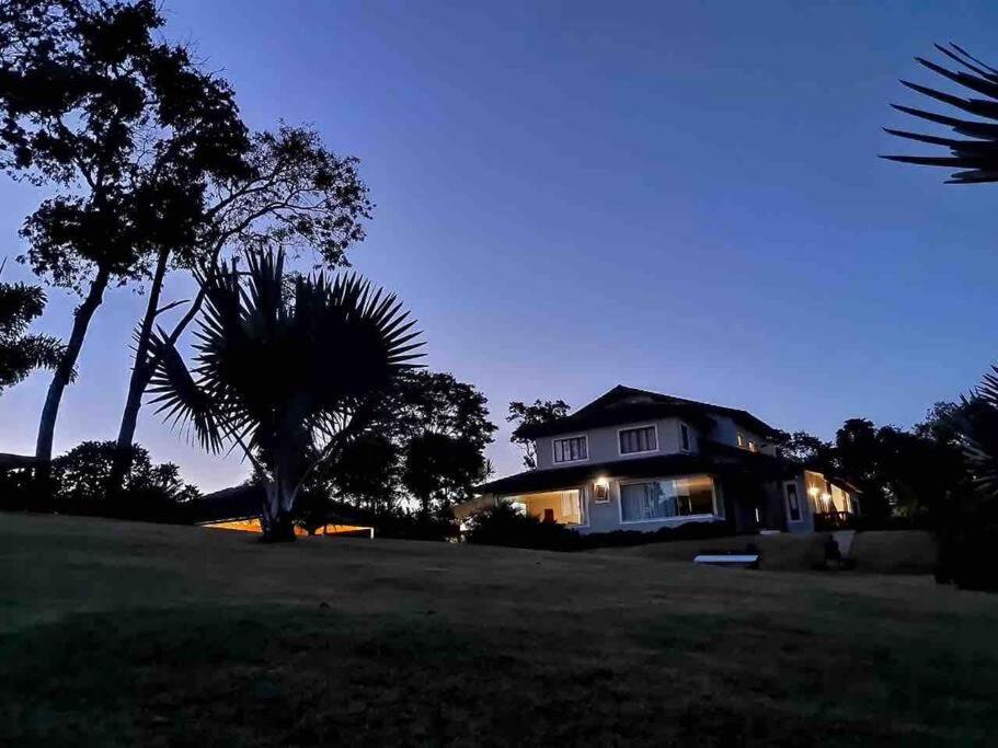 Mansão em Pedra Azul! Exclusividade na região