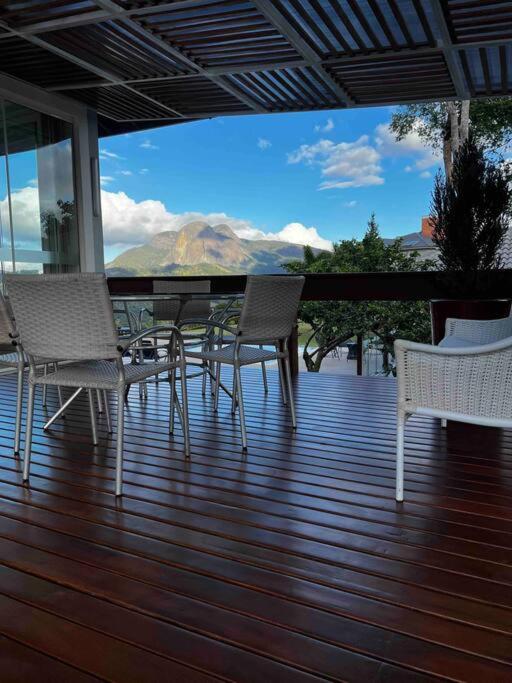 Mansão em Pedra Azul! Exclusividade na região