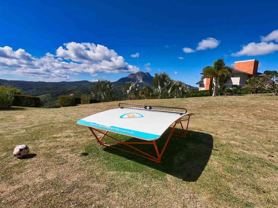 Mansão em Pedra Azul! Exclusividade na região
