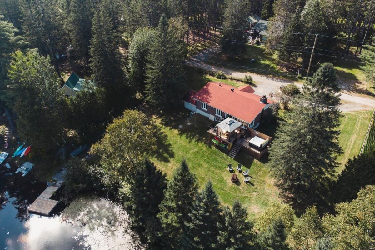 Magnifique chalet au bord du lac avec Spa