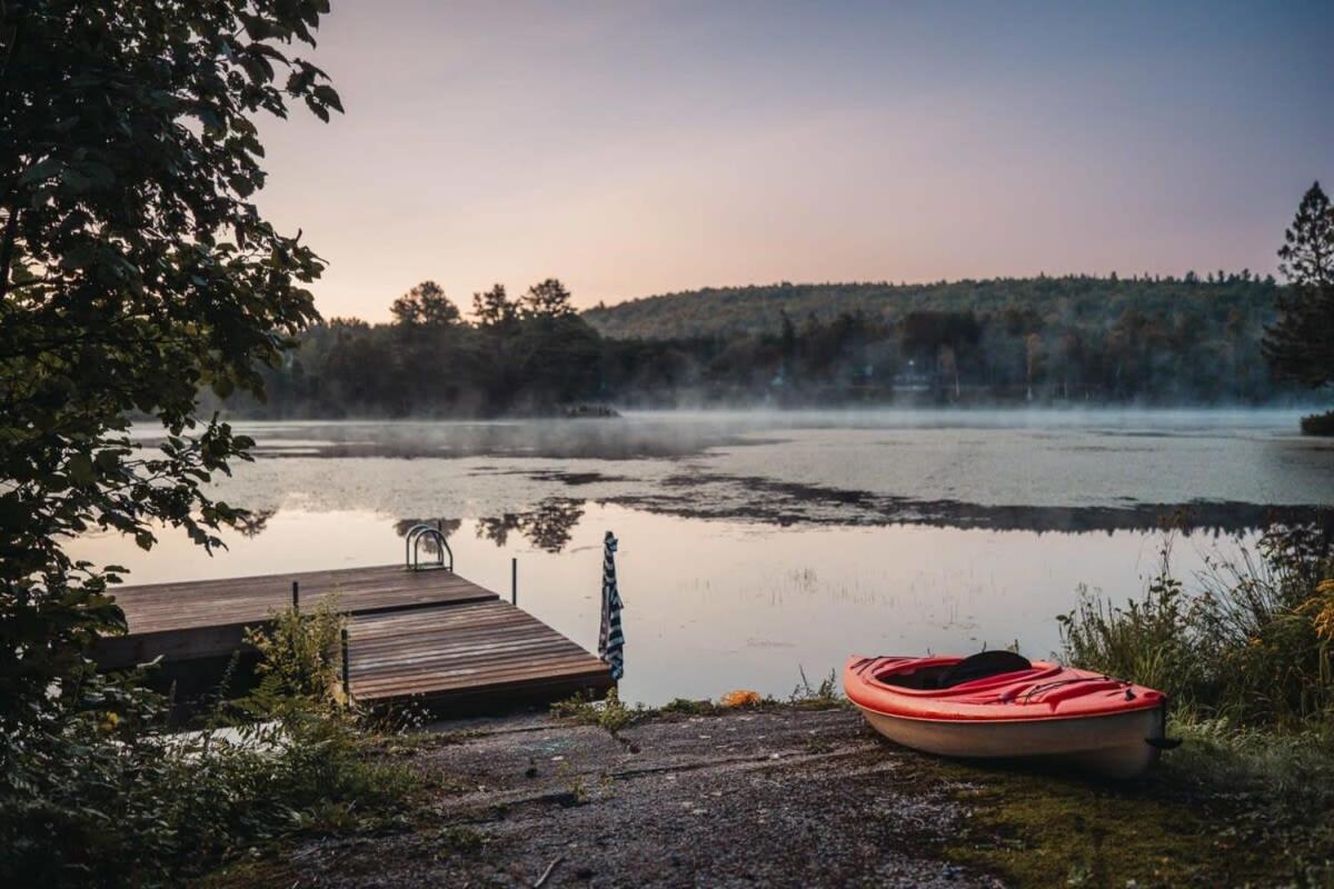 Magnifique chalet au bord du lac avec Spa
