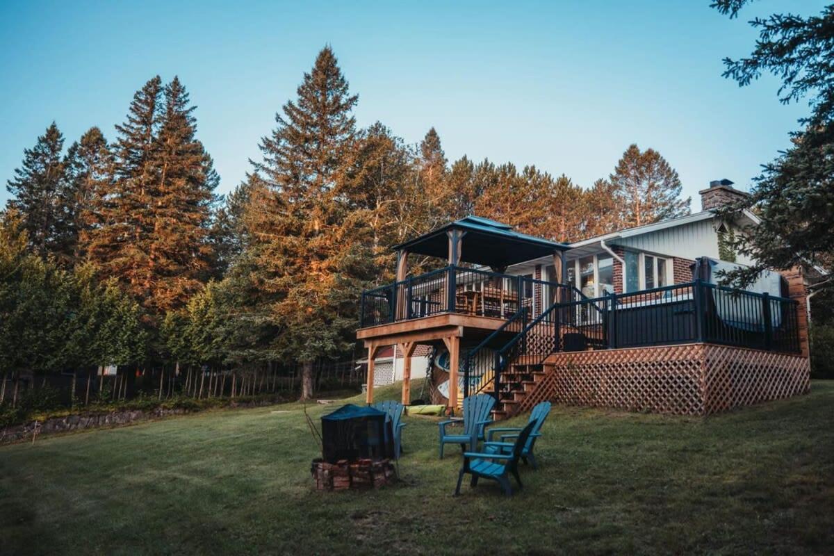 Magnifique chalet au bord du lac avec Spa