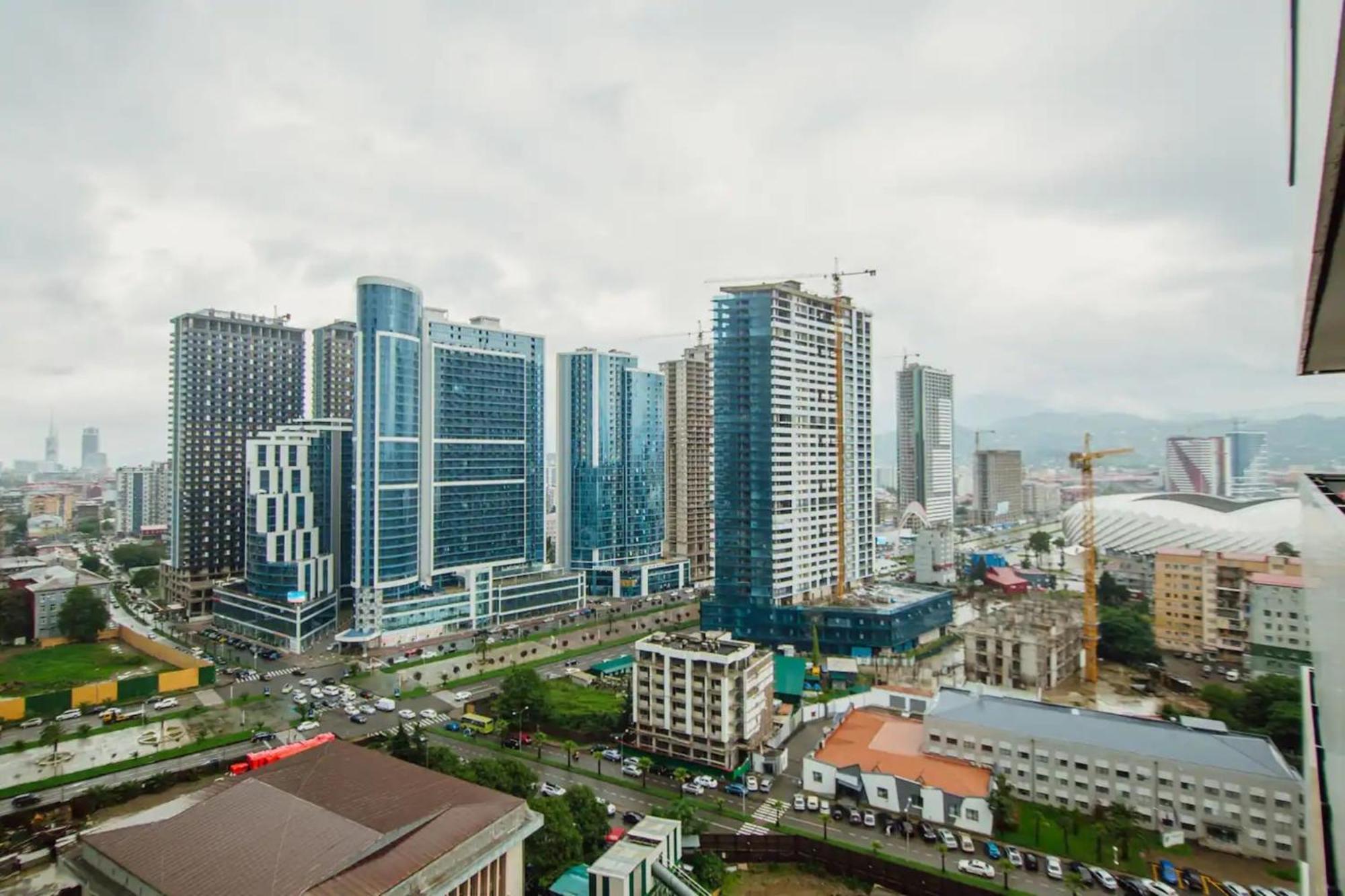 DOWNTOWN BATUMl