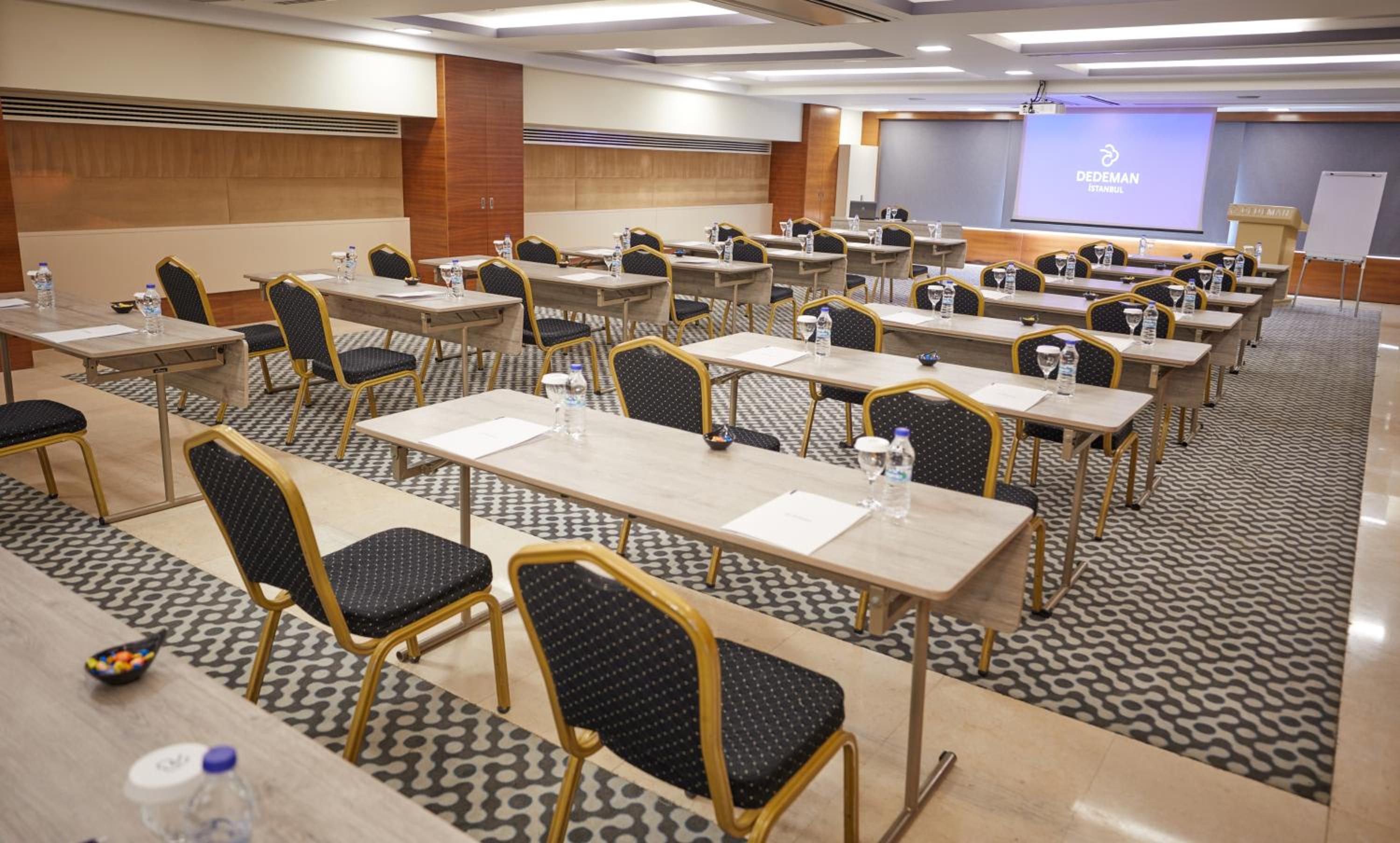 Dedeman Istanbul - Image 13