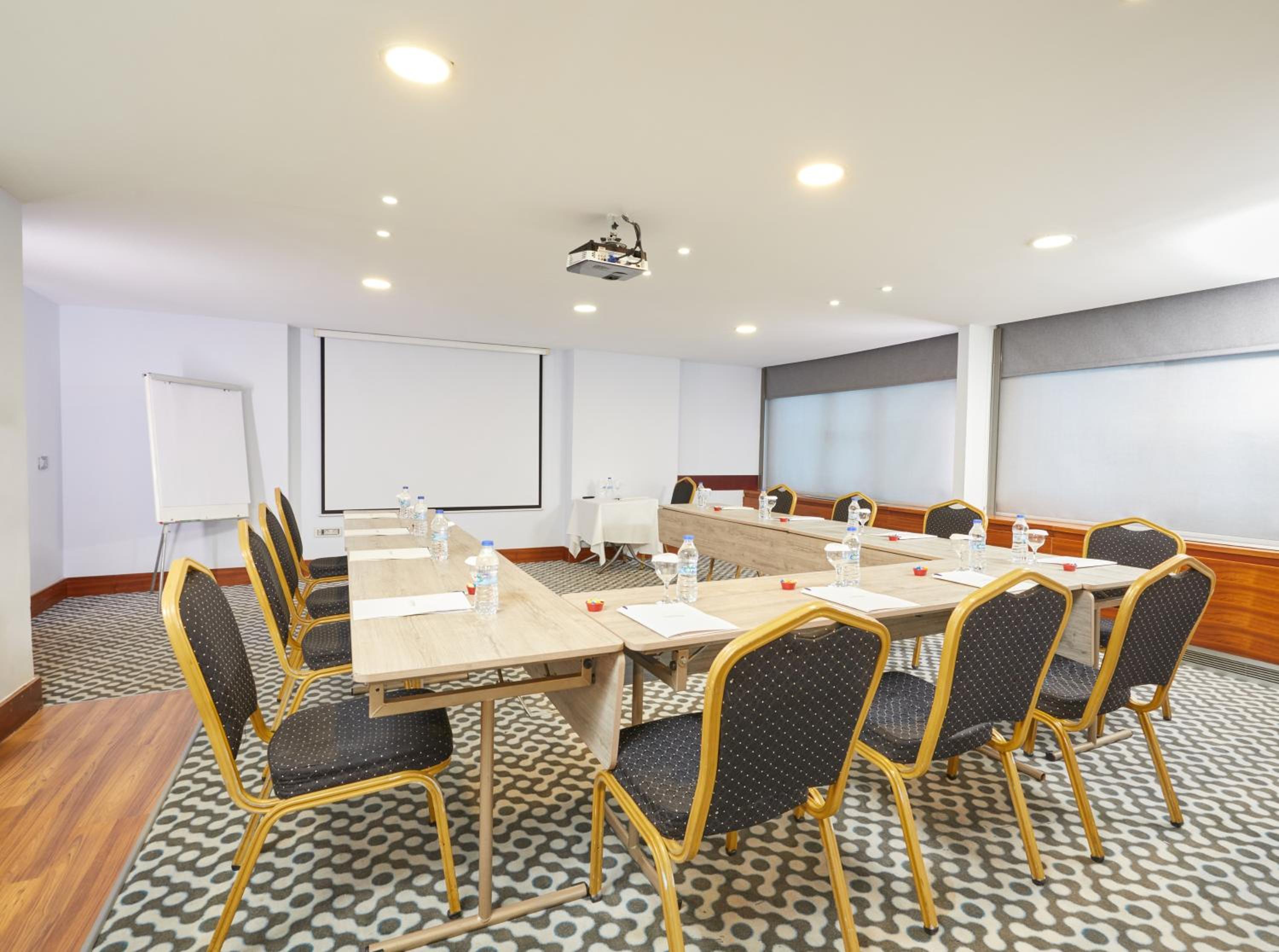 Dedeman Istanbul - Image 16