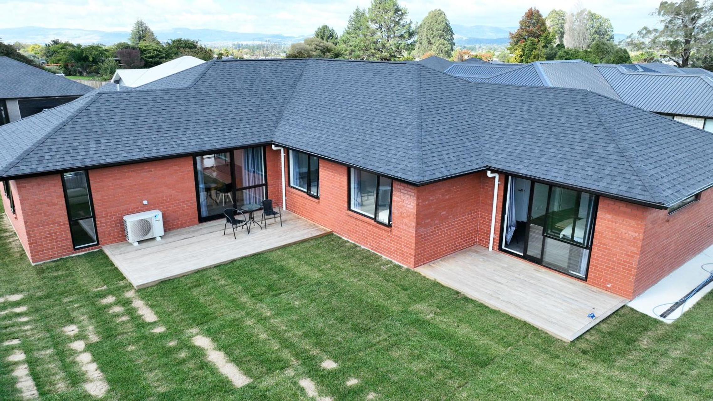 Brand New House with 5 bedroom and 3 full bathroom view 3
