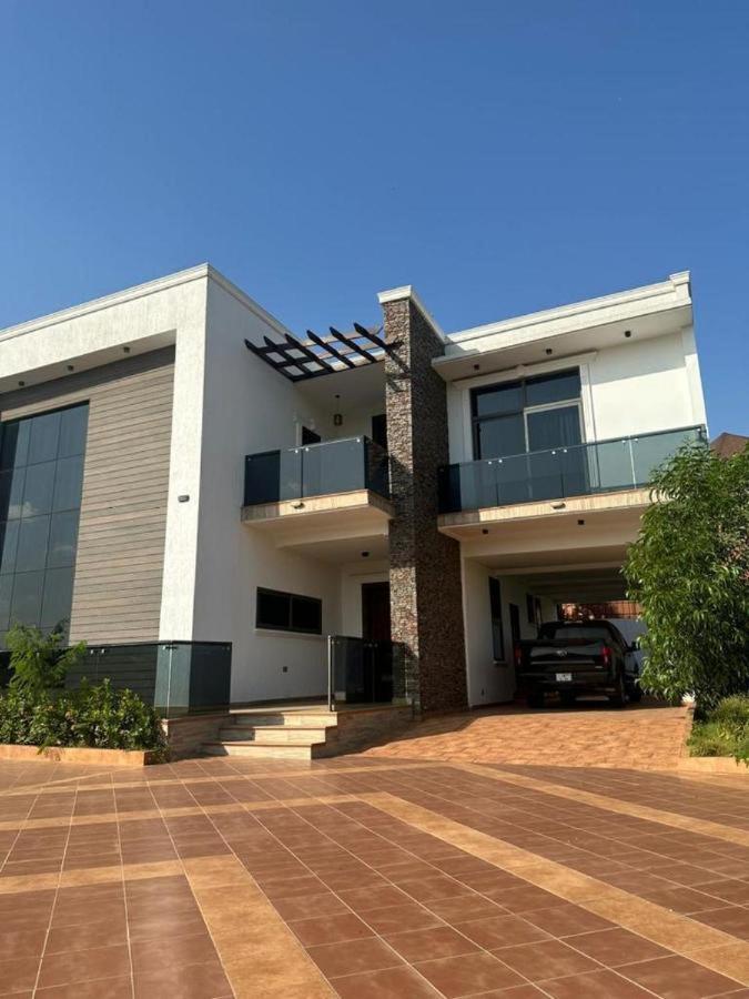 Hanaila Homes