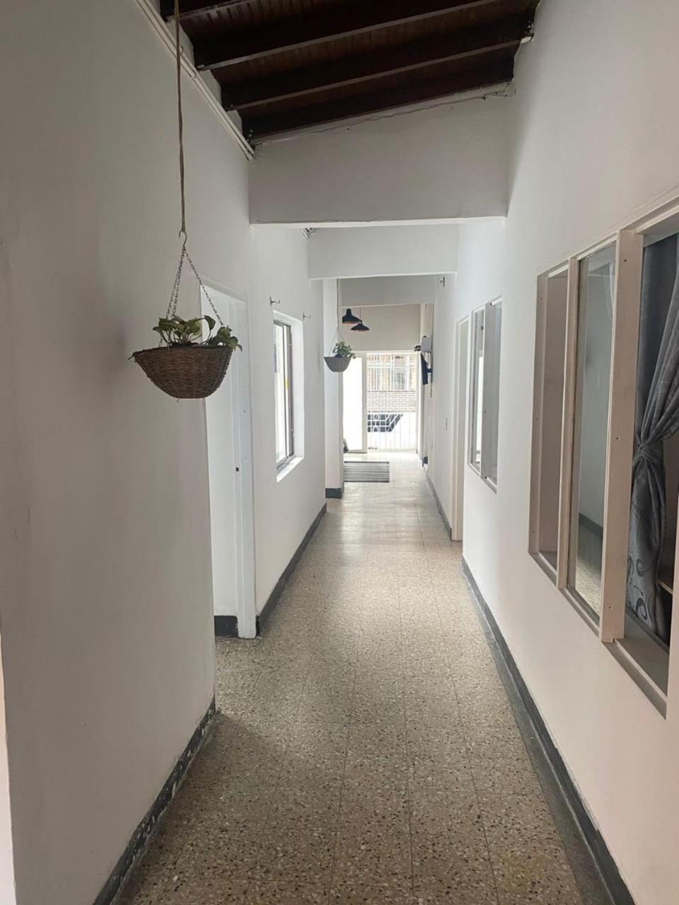 Conoce Medellín y hospédate en una casa completa