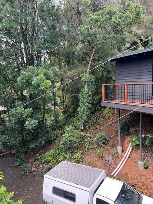 Forrest Cabin meets Treehouse