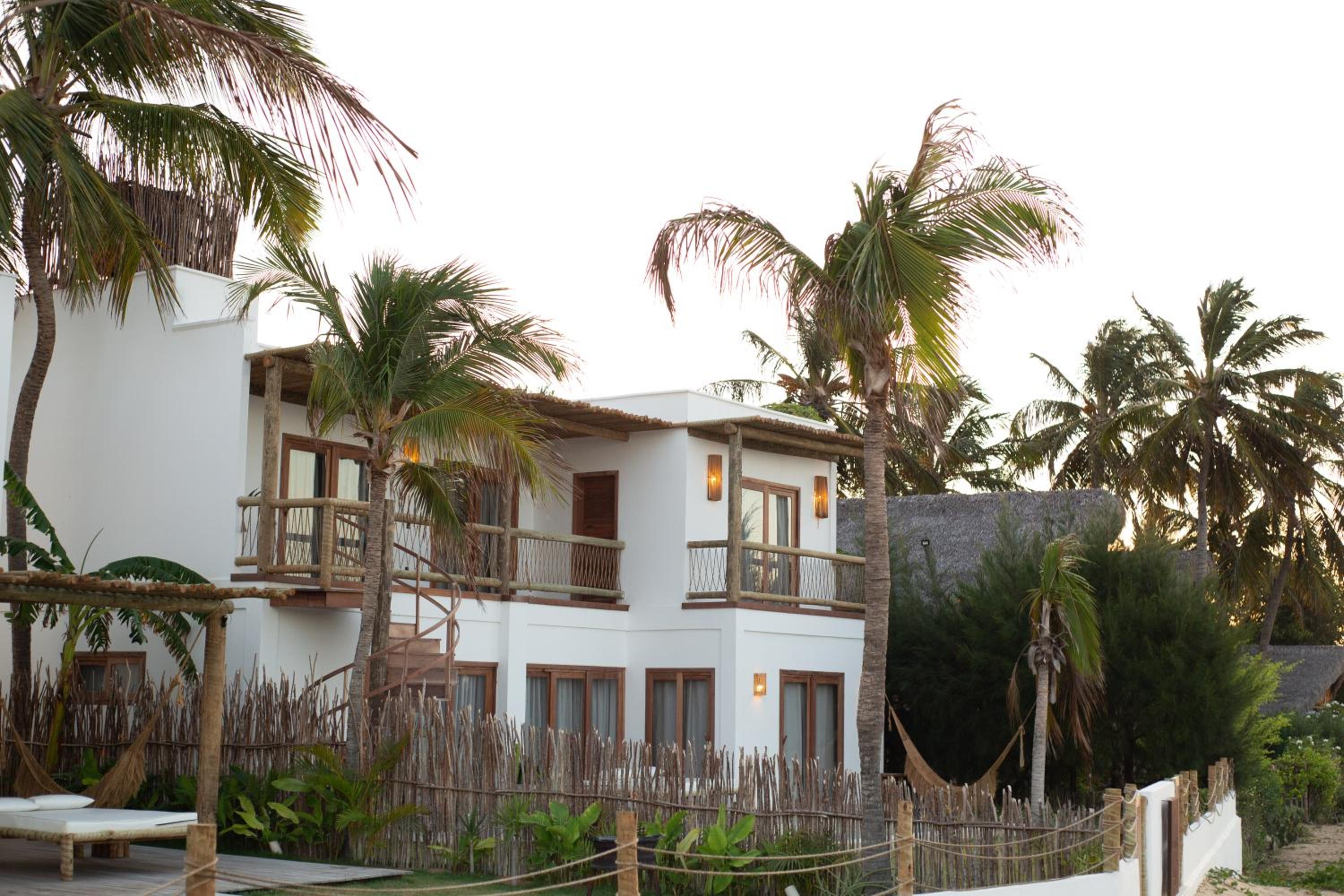 Villa Mango Beach Houses