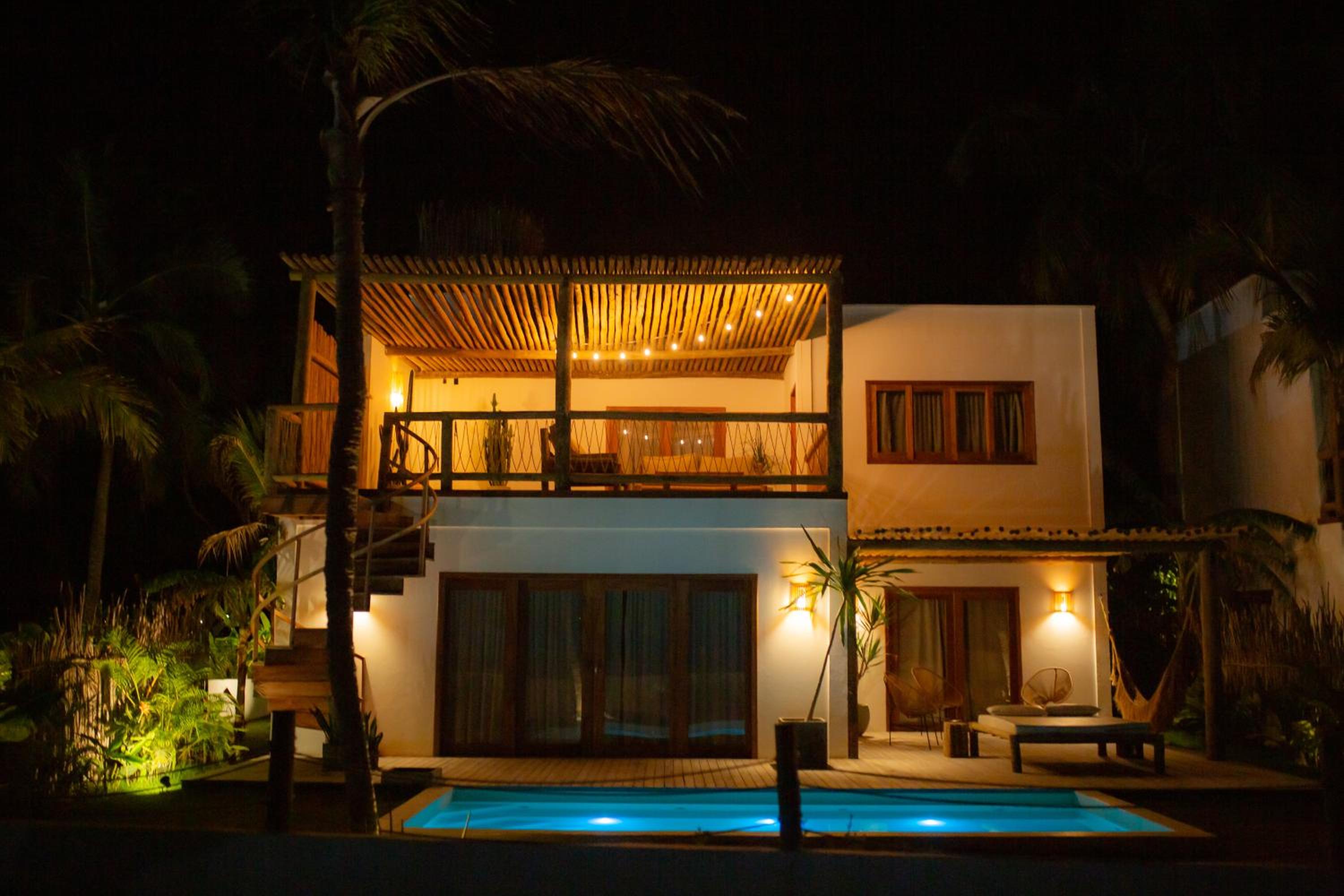 Villa Mango Beach Houses