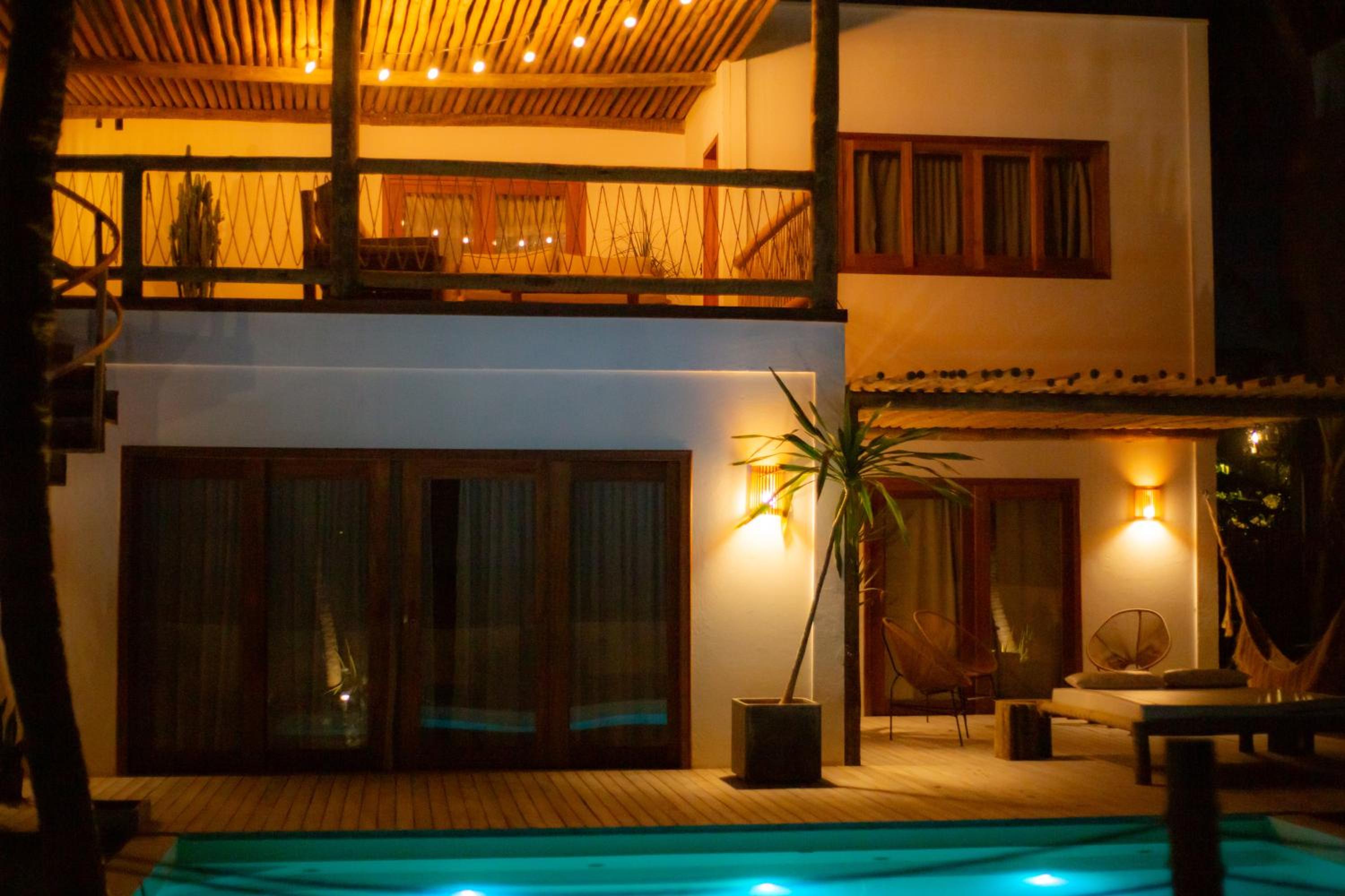 Villa Mango Beach Houses
